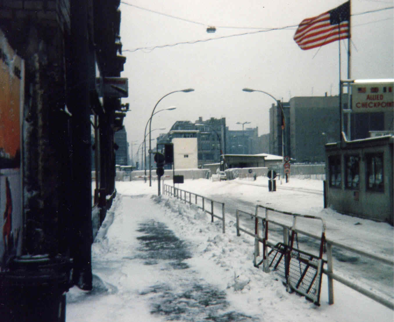 Berlin hiver, CheckpointCharlie
