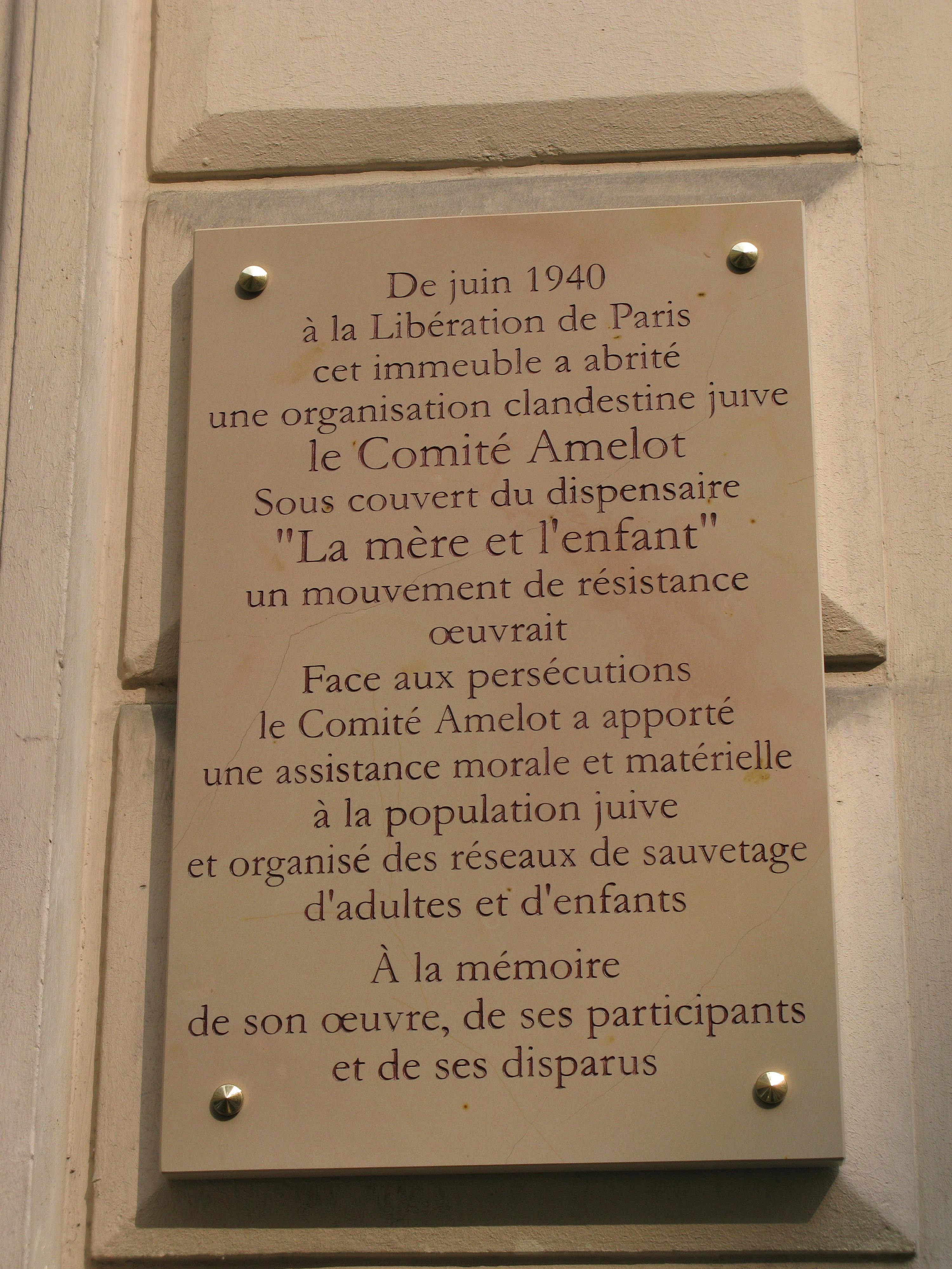 36 rue Amelot, une plaque commémorative