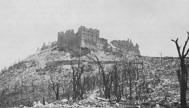 Monte Cassino détruit