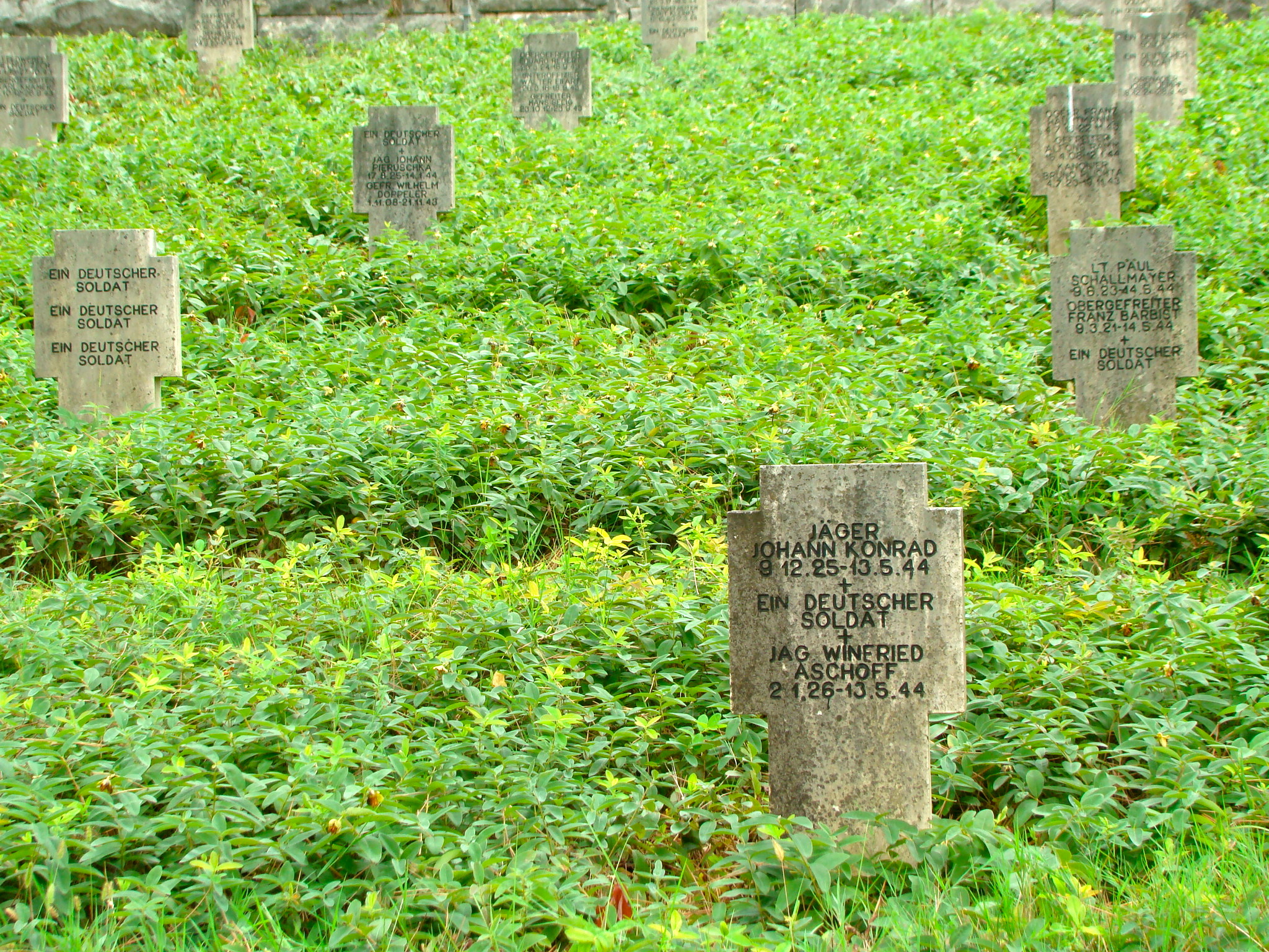 Tombes soldats allemands Cassino